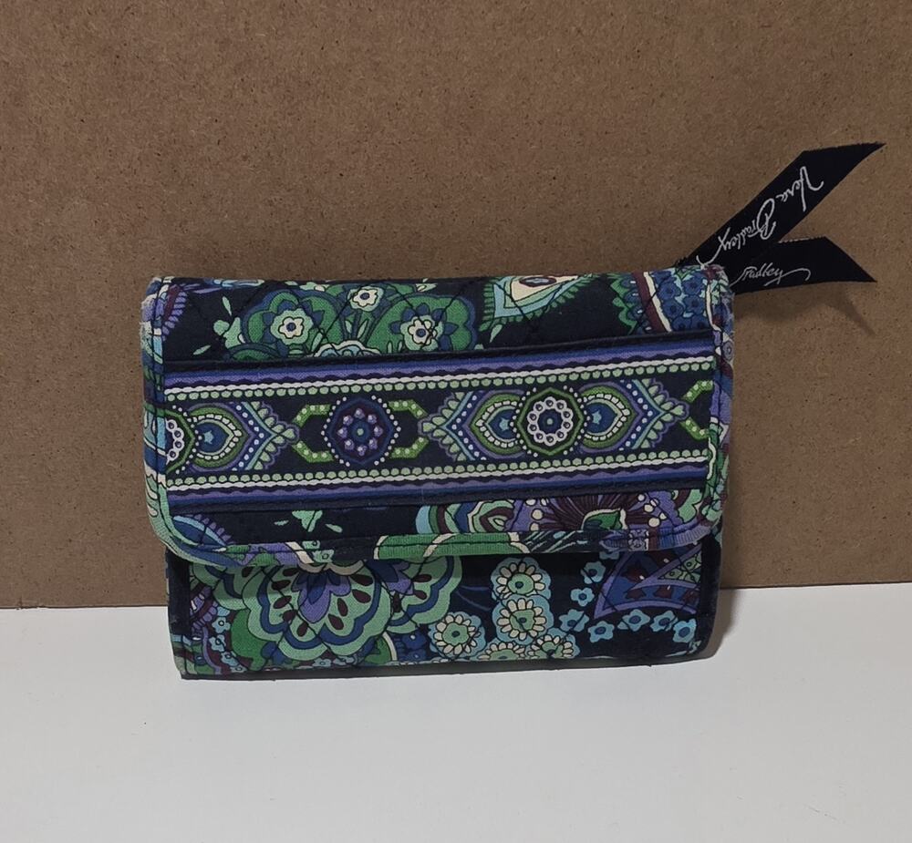 Vera Bradley Floral Tri-Fold Wallet Blue Green Credit Card ID Slot Women's